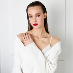 isim kolyesi - yarım incili el yazısı isim kolyesi