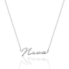 incelikle yazılmış ismin yer aldığı isim kolyesi