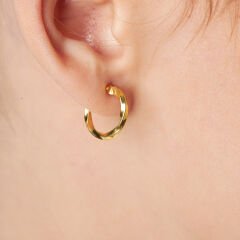 çift ​​bükümlü halka küpeler