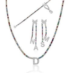 harflerle süslenmiş renkli su yolu seti