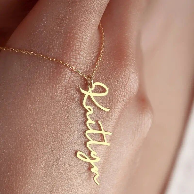 el yazısıyla isim yazılı dikey kolye - 925 ayar gümüş