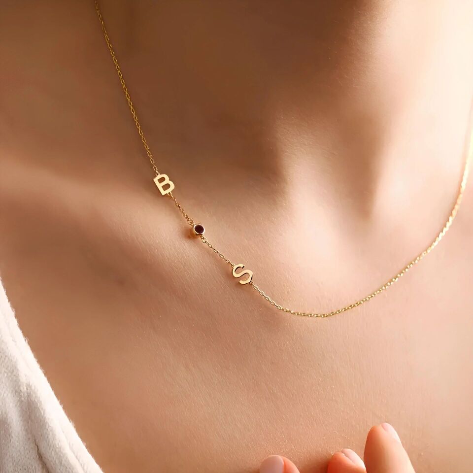 renkli taşlı uzay harfli kolye - 925 ayar gümüş