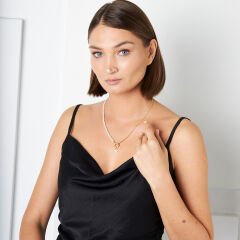 inci ve zincirli harf kolye