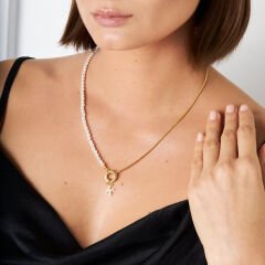 inci ve zincirli harf kolye