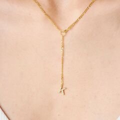 Y şeklinde taşlarla harf kolye