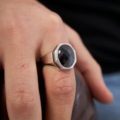 kristal sekizgen yüzük