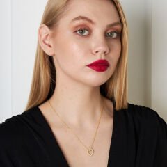 kraliçe kalp kolyesi