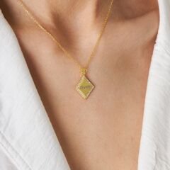 harfli elmas isim kolyesi