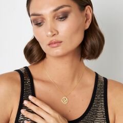 taş yüzüklü harf kolye