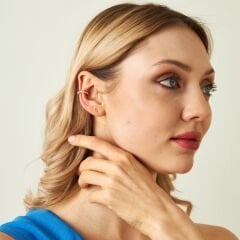 agua taşlı kıkırdak küpeler 1