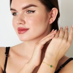 yeşil taşlı yonca bileziği