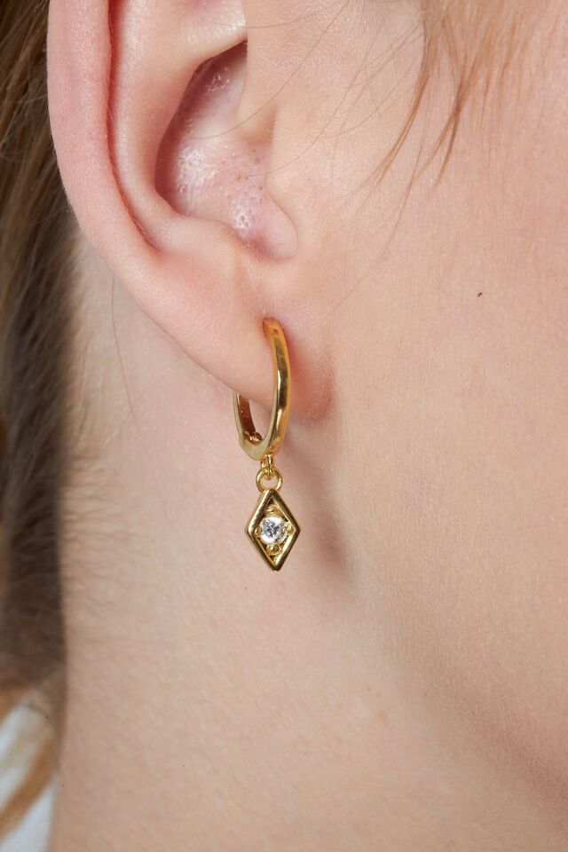 zirkon taşlı küpeler