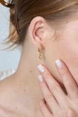 zirkon taşlı küpeler