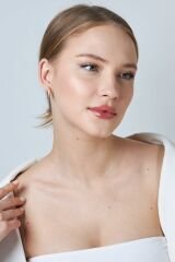 kancalı beyaz halka küpeler