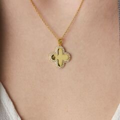 içinde yonca yaprağı kolye