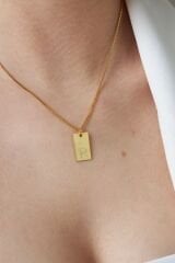 plaka alfabe kolyesi