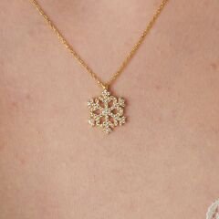 klasik kar tanesi kolyesi