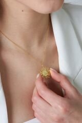 harf-güneş kolyesi