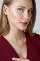 kelebek isim kolyesi