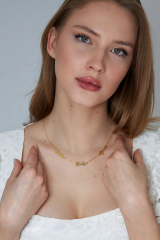 üç isimli aile zinciri