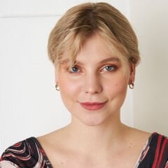 mavi taş kancalı model küpeler