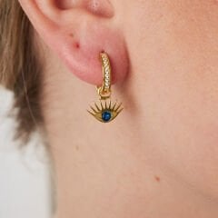 mavi gözlü küpeler