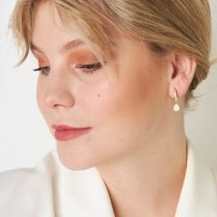 taşlı sallanan su damlası küpeleri