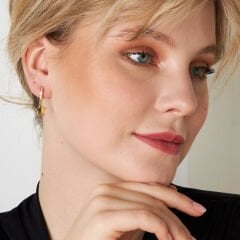 sarkan yıldız küpeler