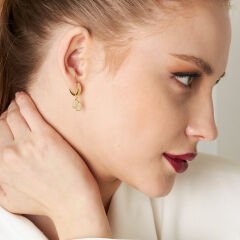 taşlı bebek ayak izi küpeleri