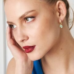 taşlı bebek ayak küpeleri