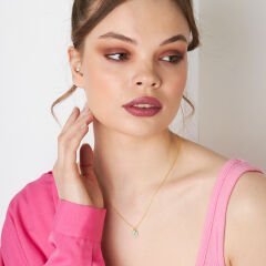 taşlı bebek ayak kolyesi