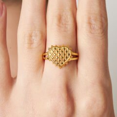 kalpli sıra dışı yüzük