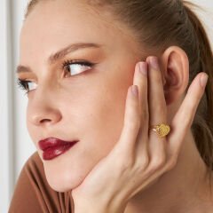 kalpli sıra dışı yüzük