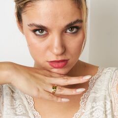 iki zirkonyum yüzük