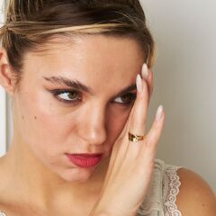 iki zirkonyum yüzük