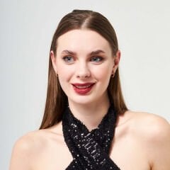 kübik zirkonya halka küpeler