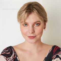 inci uçlu zirkonyum küpeler