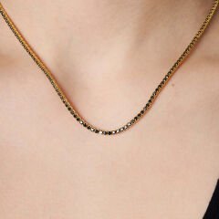 siyah taşlı su yolu kolyesi