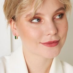 zarif yeşil taşlı su damlası küpeler