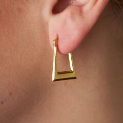 trend-asimetrik-küpeler