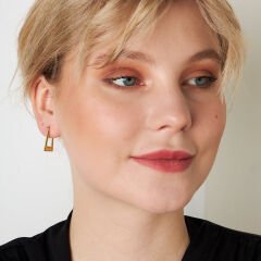 trend-asimetrik-küpeler