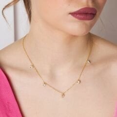 yuvarlanan su damlası