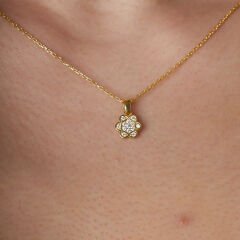 taşlı spiral şekilli çiçek kolyesi