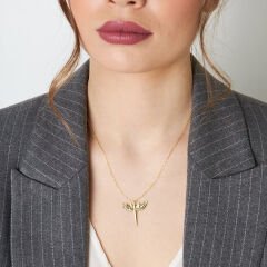 siyah taş detaylı melek kolyesi