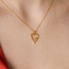 taşlı kar tanesi kalp kolye