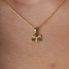 zirkon taşlı kar tanesi kolyesi