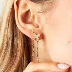 taşlarla kaplı kelebek