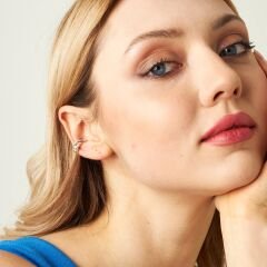 agua taşlı kıkırdak küpeler