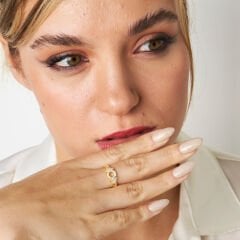 taşlı yuvarlak yüzük