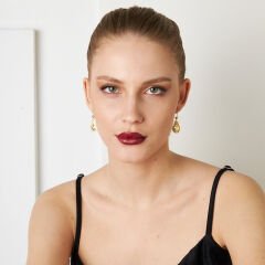 monogramlı lale küpeleri